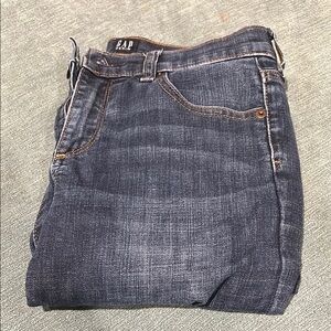 GAP women’s skinny jeans size 28